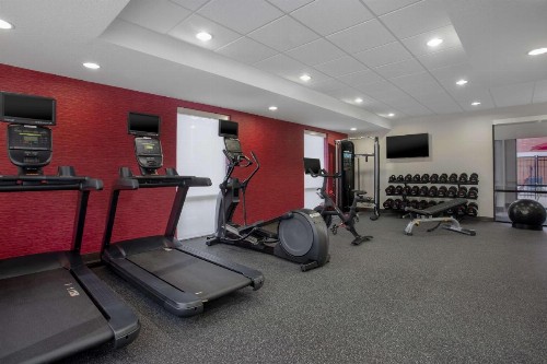 Home2 Suites By Hilton Gainesville - image 4