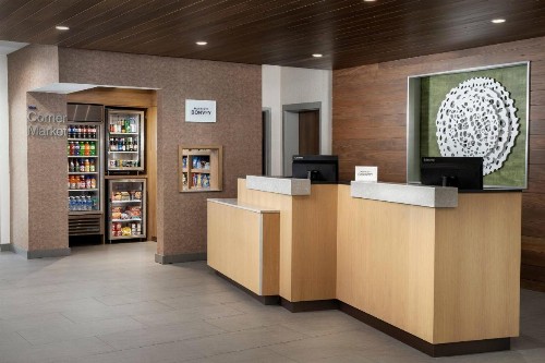Fairfield Inn & Suites by Marriott Gainesville I-75 - image 4