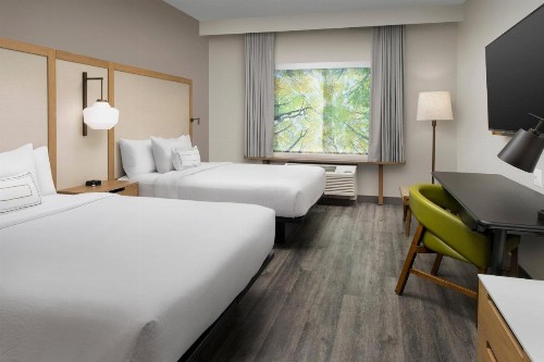 Fairfield Inn & Suites by Marriott Gainesville I-75 - image 7