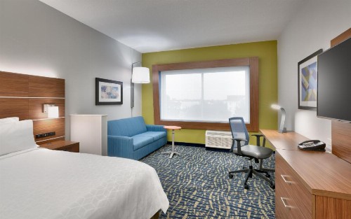 Holiday Inn Express & Suites - Gainesville I-75 an IHG Hotel - image 21