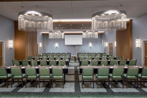 Hotel Indigo Gainesville-Celebration Pointe an IHG Hotel - image 49