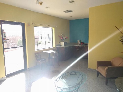 Regency Inn and Suites Galena Park - image 13