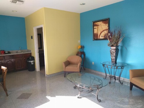 Regency Inn and Suites Galena Park - image 14