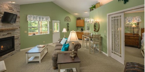 Hawk Valley Retreat & Cottages - image 20