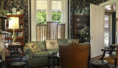 Alice's Snyder House Bed and Breakfast - image 4
