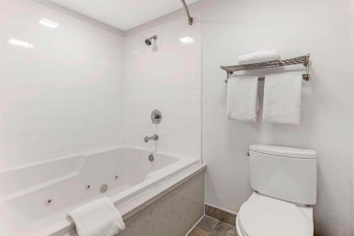 Best Western Galt Inn - image 23