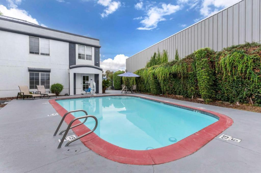 Best Western Galt Inn - image 6