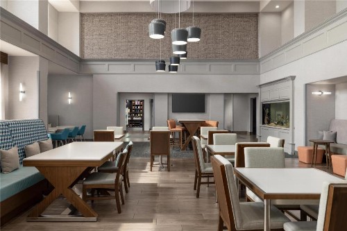 Hampton Inn & Suites Galveston - image 14