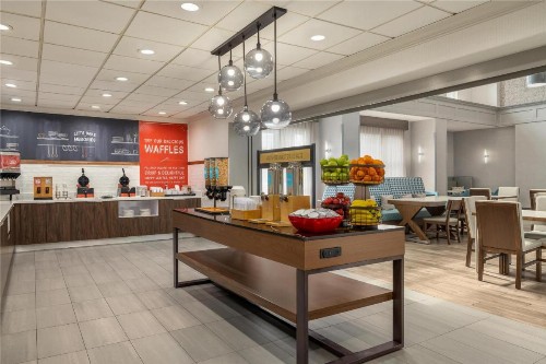 Hampton Inn & Suites Galveston - image 17