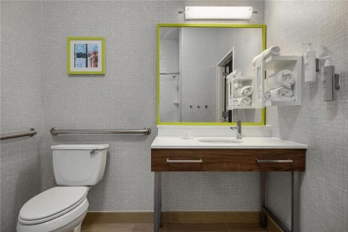 Hampton Inn & Suites Galveston - image 20
