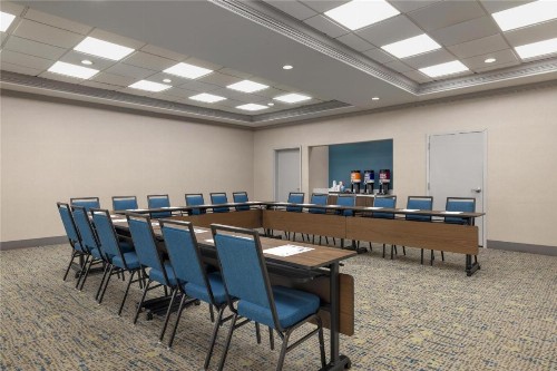 Hampton Inn & Suites Galveston - image 44