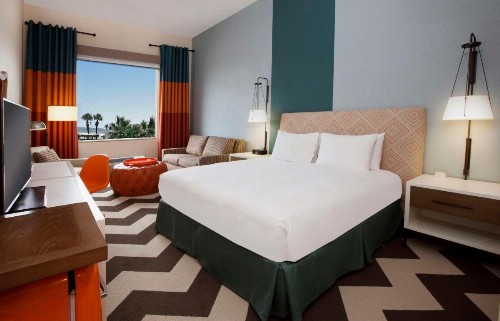 DoubleTree by Hilton Galveston Beach - image 13