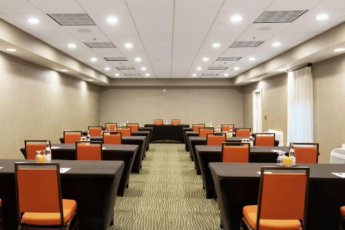 DoubleTree by Hilton Galveston Beach - image 25