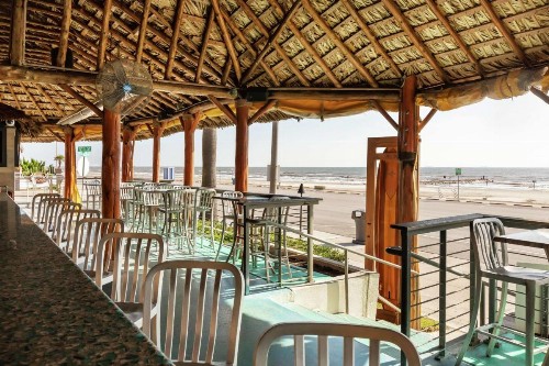 DoubleTree by Hilton Galveston Beach - image 29