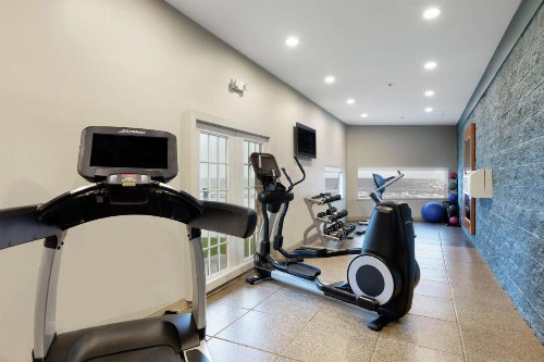 DoubleTree by Hilton Galveston Beach - image 45