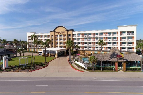 DoubleTree by Hilton Galveston Beach - image 46