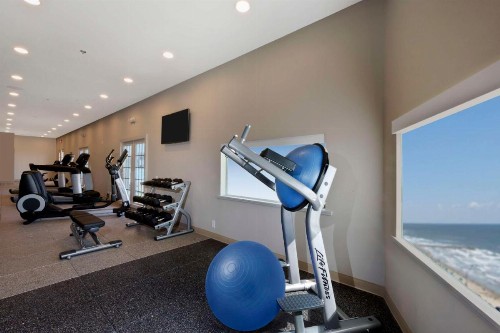 DoubleTree by Hilton Galveston Beach - image 5