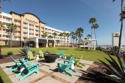 DoubleTree by Hilton Galveston Beach - image 6