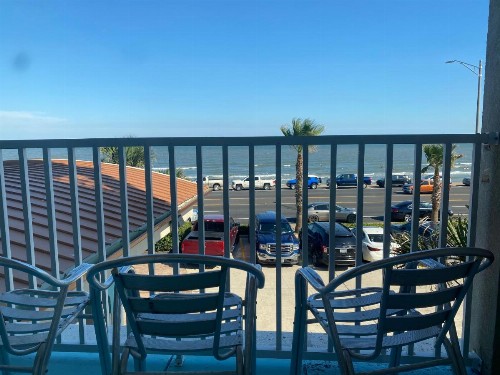 Holiday Inn Express Hotel Galveston West-Seawall an IHG Hotel - image 10