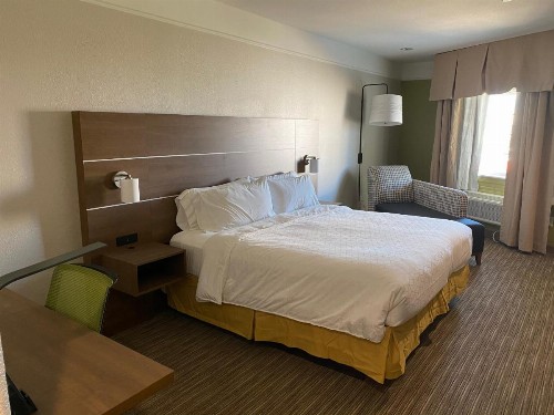 Holiday Inn Express Hotel Galveston West-Seawall an IHG Hotel - image 3