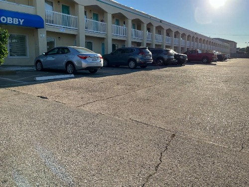 Beachcomber Inn by The Beach - image 18