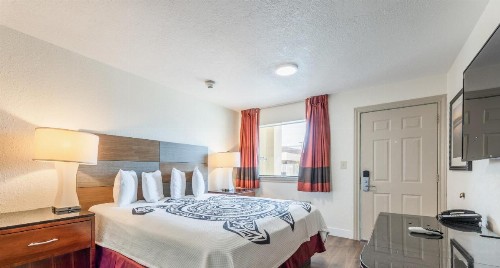 Beachcomber Inn by The Beach - image 31