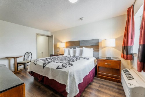 Beachcomber Inn by The Beach - image 32