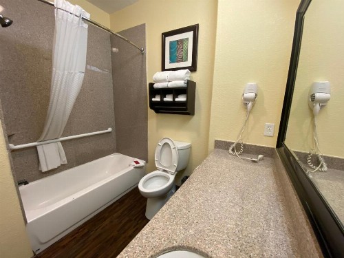 Galveston Beach Hotel - image 17