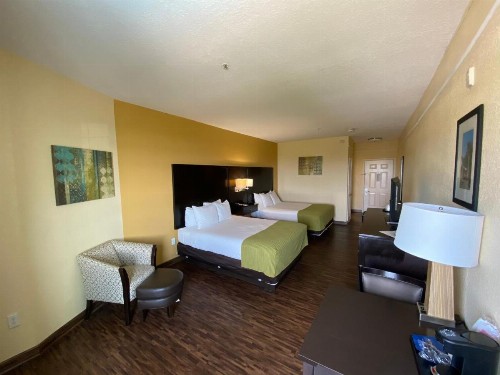 Galveston Beach Hotel - image 2