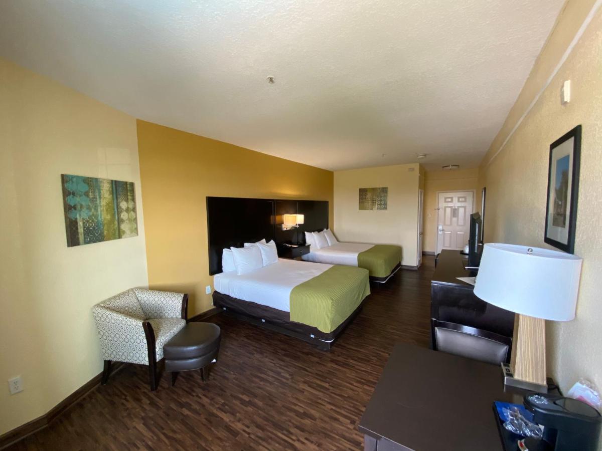 Galveston Beach Hotel - image 2