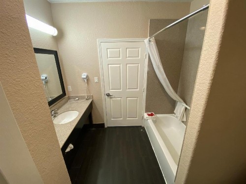 Galveston Beach Hotel - image 26