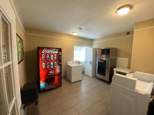 Galveston Beach Hotel - image 28