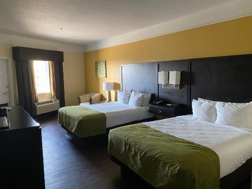 Galveston Beach Hotel - image 37