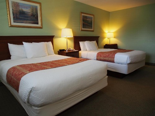 Inn at the Waterpark - image 2