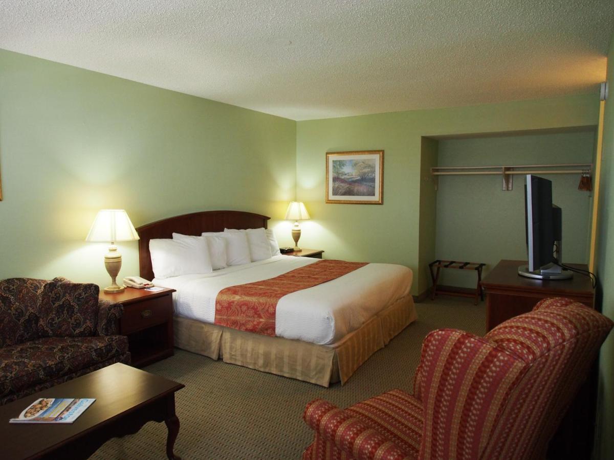 Inn at the Waterpark - image 3