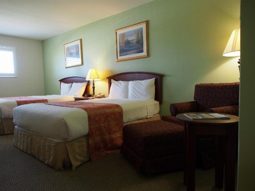 Inn at the Waterpark - image 4
