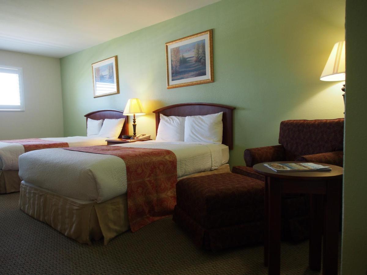 Inn at the Waterpark - image 4