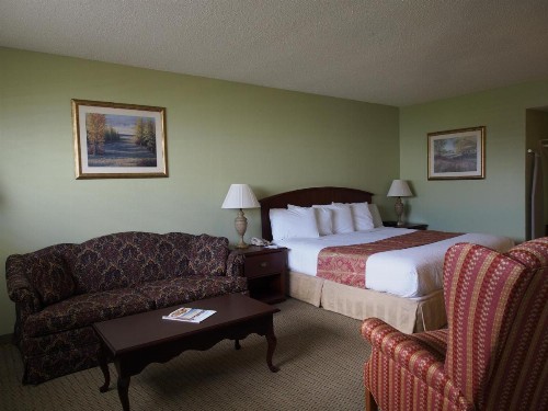 Inn at the Waterpark - image 5