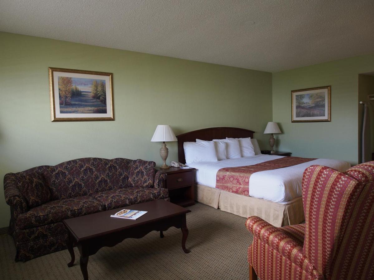 Inn at the Waterpark - image 5