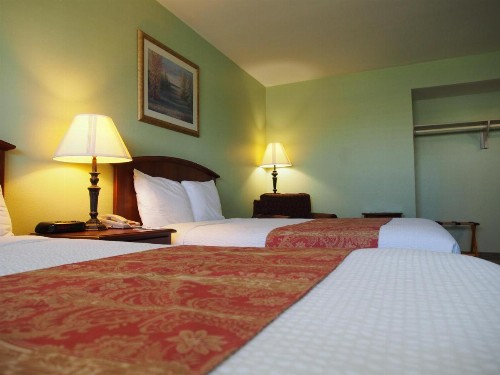 Inn at the Waterpark - image 8