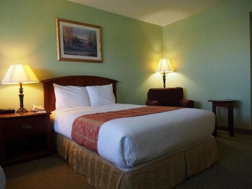 Inn at the Waterpark - image 9