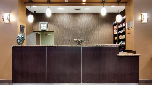 Best Western Plus Seawall Inn & Suites by the Beach - image 4