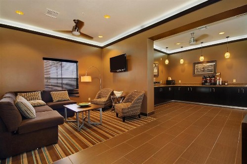 Best Western Plus Seawall Inn & Suites by the Beach - image 7