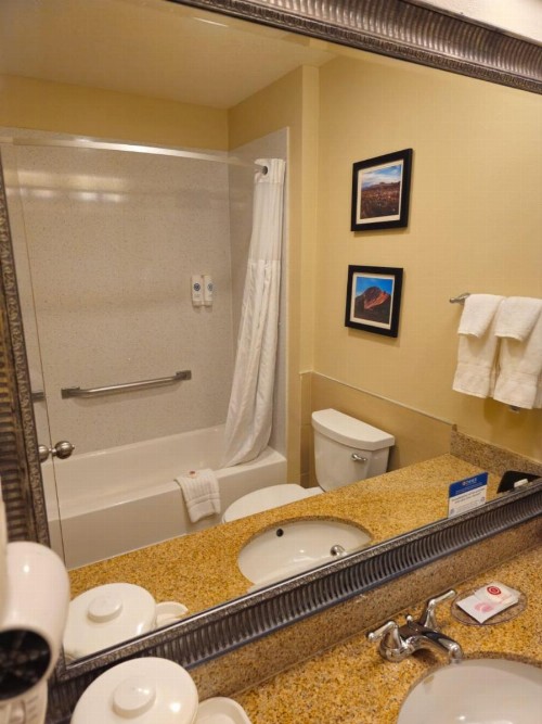 Quality Inn & Suites Beachfront - image 41