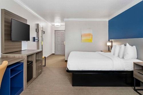 Country Inn & Suites by Radisson Galveston Beach TX - image 40