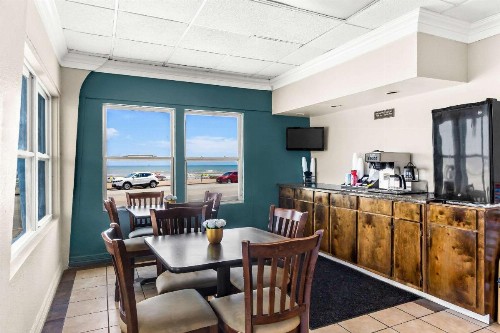 Knights Inn Galveston - image 23