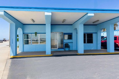 Knights Inn Galveston - image 41