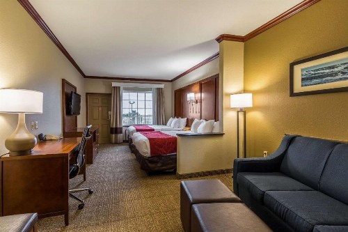 Comfort Suites Galveston - image 15