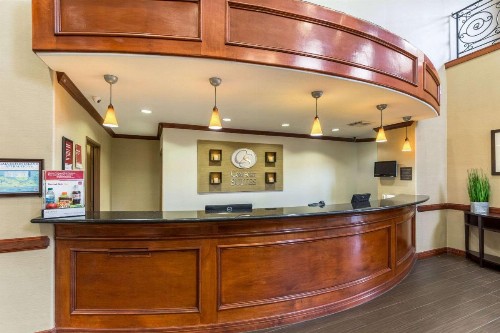 Comfort Suites Galveston - image 33