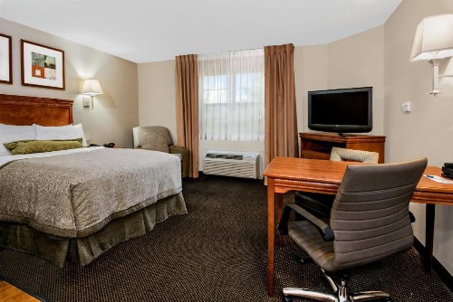 Candlewood Suites Galveston an IHG Hotel - image 11